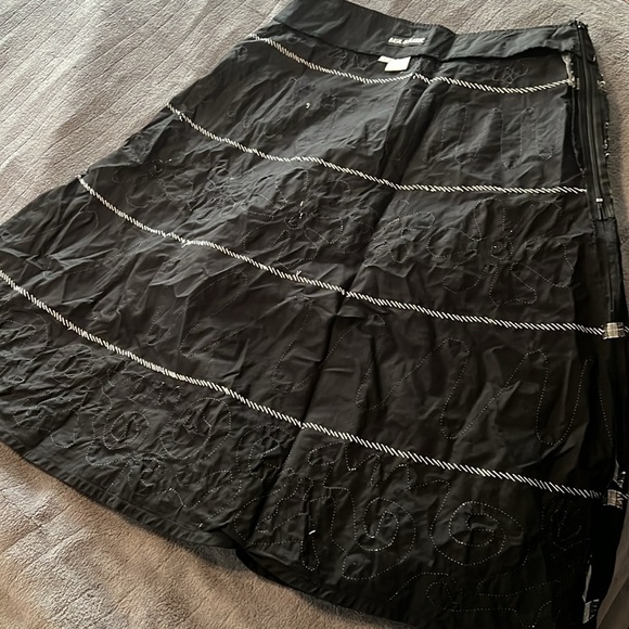 Anthropologie Basil & Maude Black a-line Ribbon & glass bead appliqué skirt C64 - Picture 12 of 16